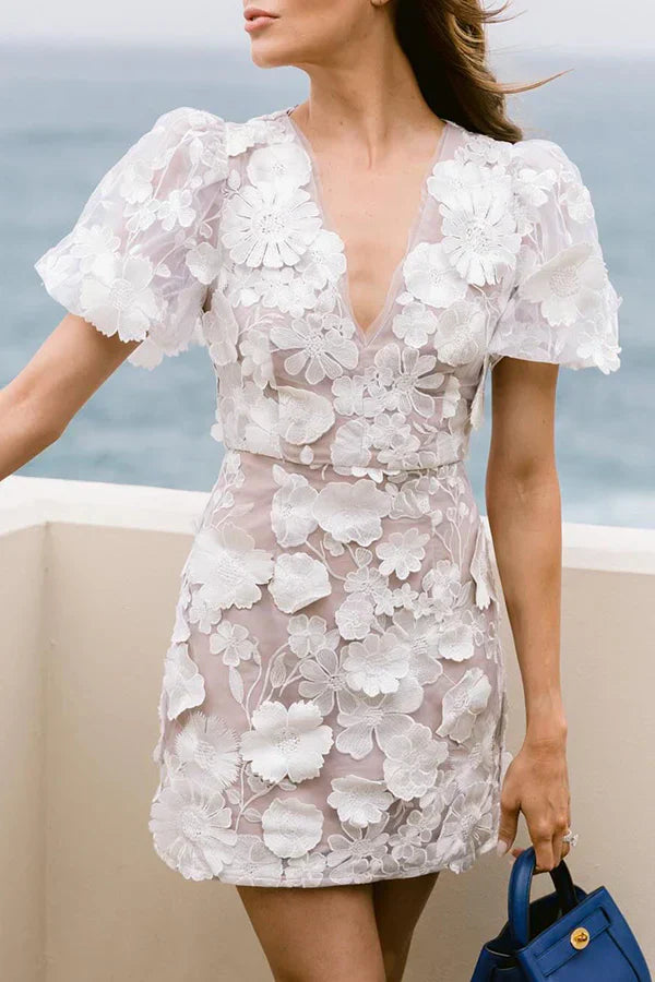 Tindra | Floral Mini Dress