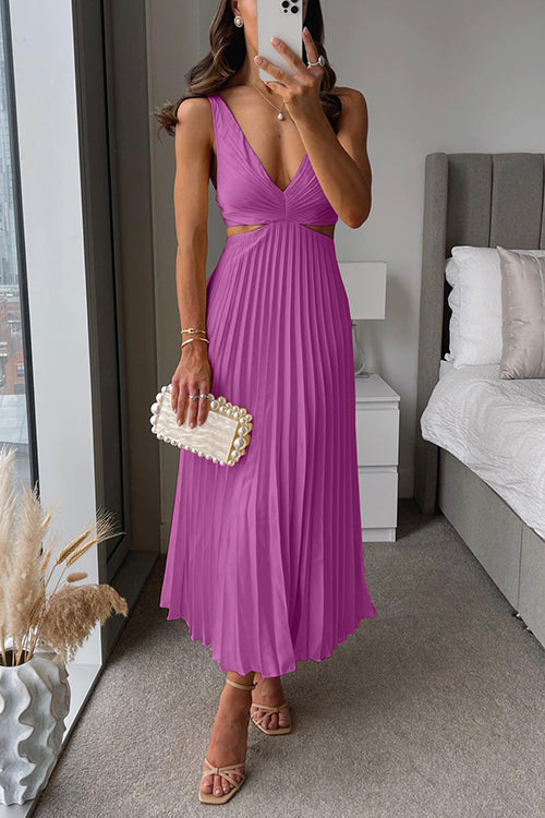 Courtney | Pleated Maxi Dress